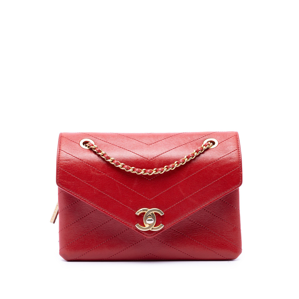 Pre-Loved Chanel Small Chevron Lambskin Stitched Envelope Flap